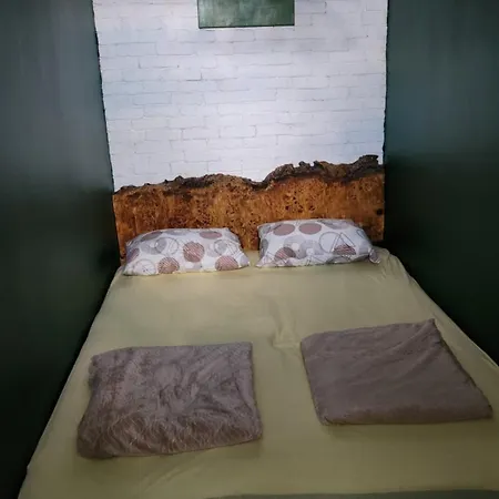 Апартаменты Crossroads *